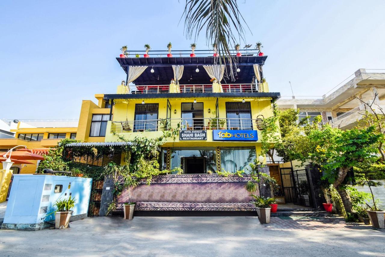 Fabhotel Everest International Udaipur Ngoại thất bức ảnh